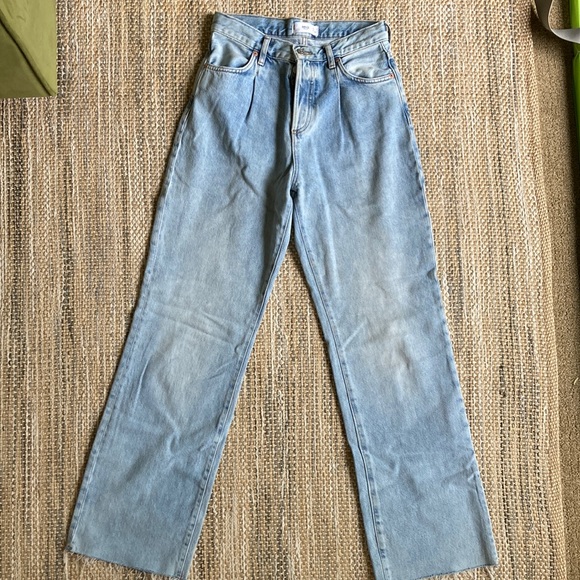 MANGO light wash high rise pleated straight leg jeans size 2 - Picture 2 of 9